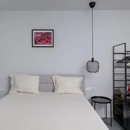 Aviva By Flat Mаnager *