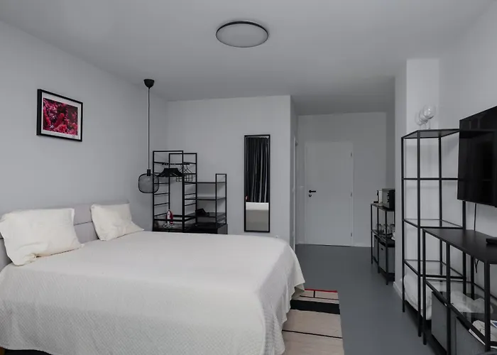 Апартамент Aviva By Flat Mаnager